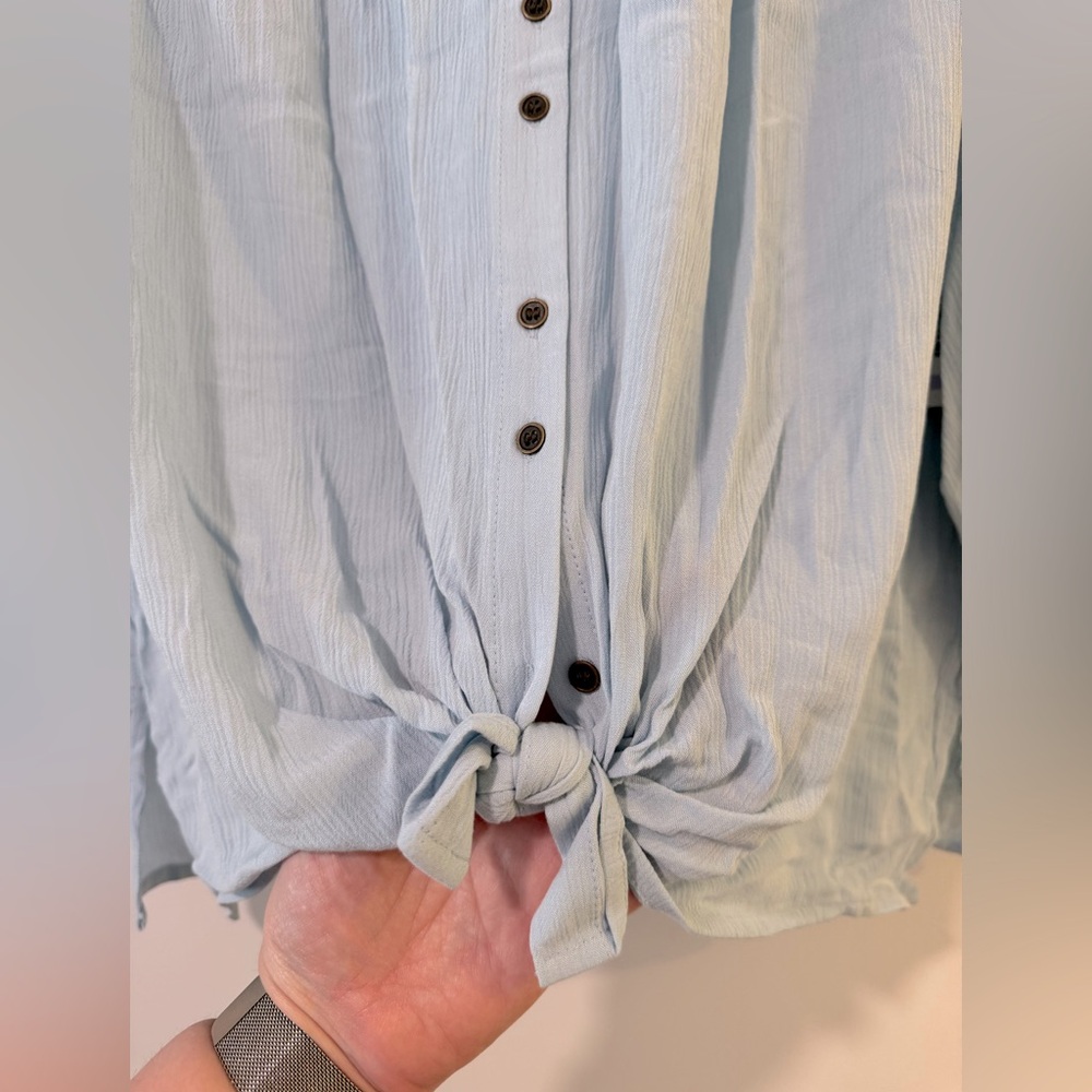 a.n.a NWT petite plus size xxl 3/4 sleeve Blue Button-Down Women's Top - Picture 4 of 6